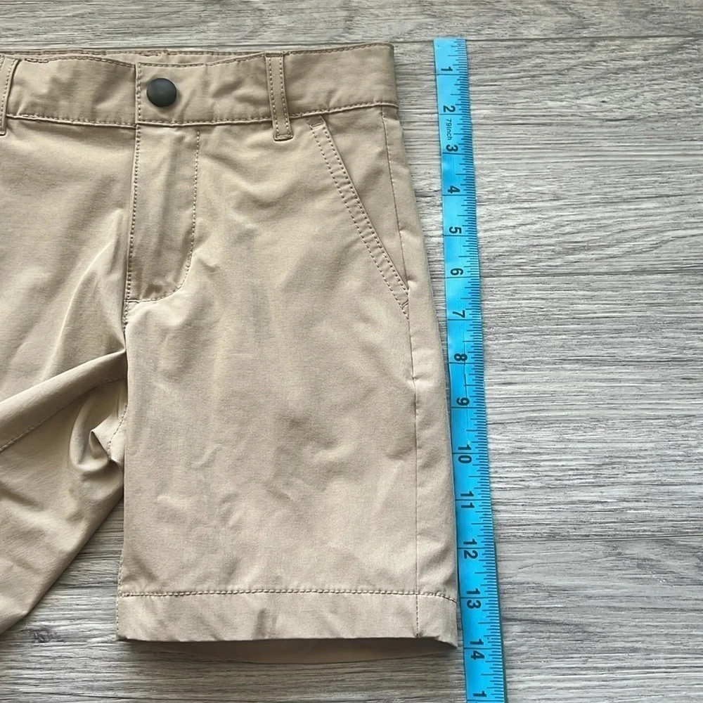 Old Navy Khaki Shorts Size 7